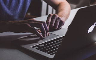 欧亿体育平台-如出一辙！维蒂尼亚此前战阿森纳相同动作罚点被扑，今日再失点