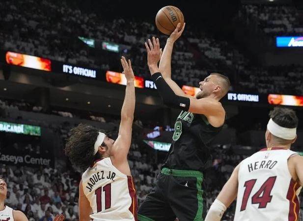 欧亿体育平台-波神遭小腿伤病重创 凯尔特人拿赛点却留巨大隐患