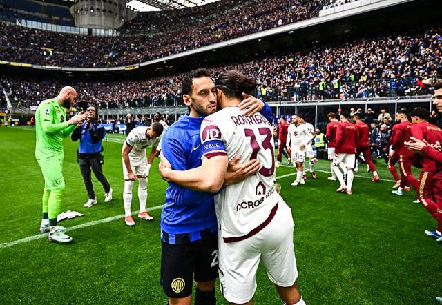 1714304800679074620.jpg 1714304793496.jpg